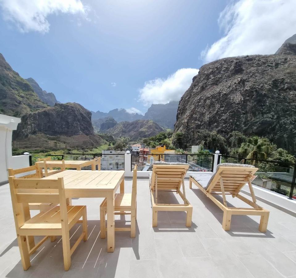Hotel Kasa D'Vizin Paul Exteriér fotografie